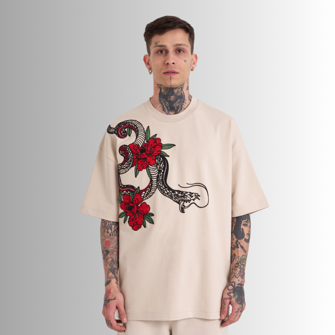 SNAKING ROSES EMBROIDERED BEIGE TEE