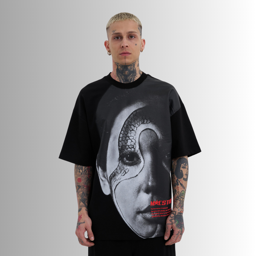 SNAKE FACE PRINTED BLACK TEE