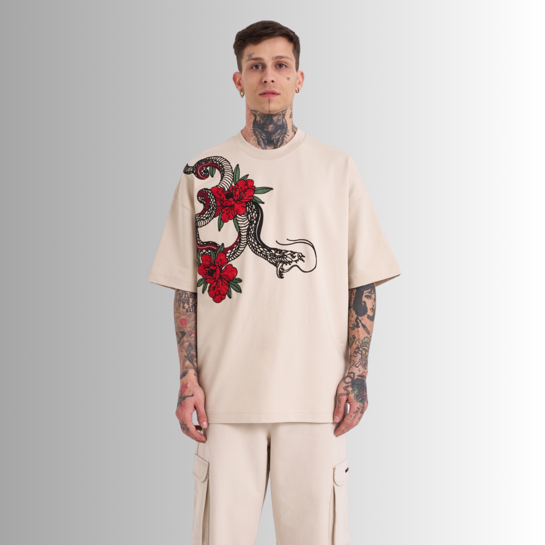 SNAKING ROSES EMBROIDERED BEIGE TEE