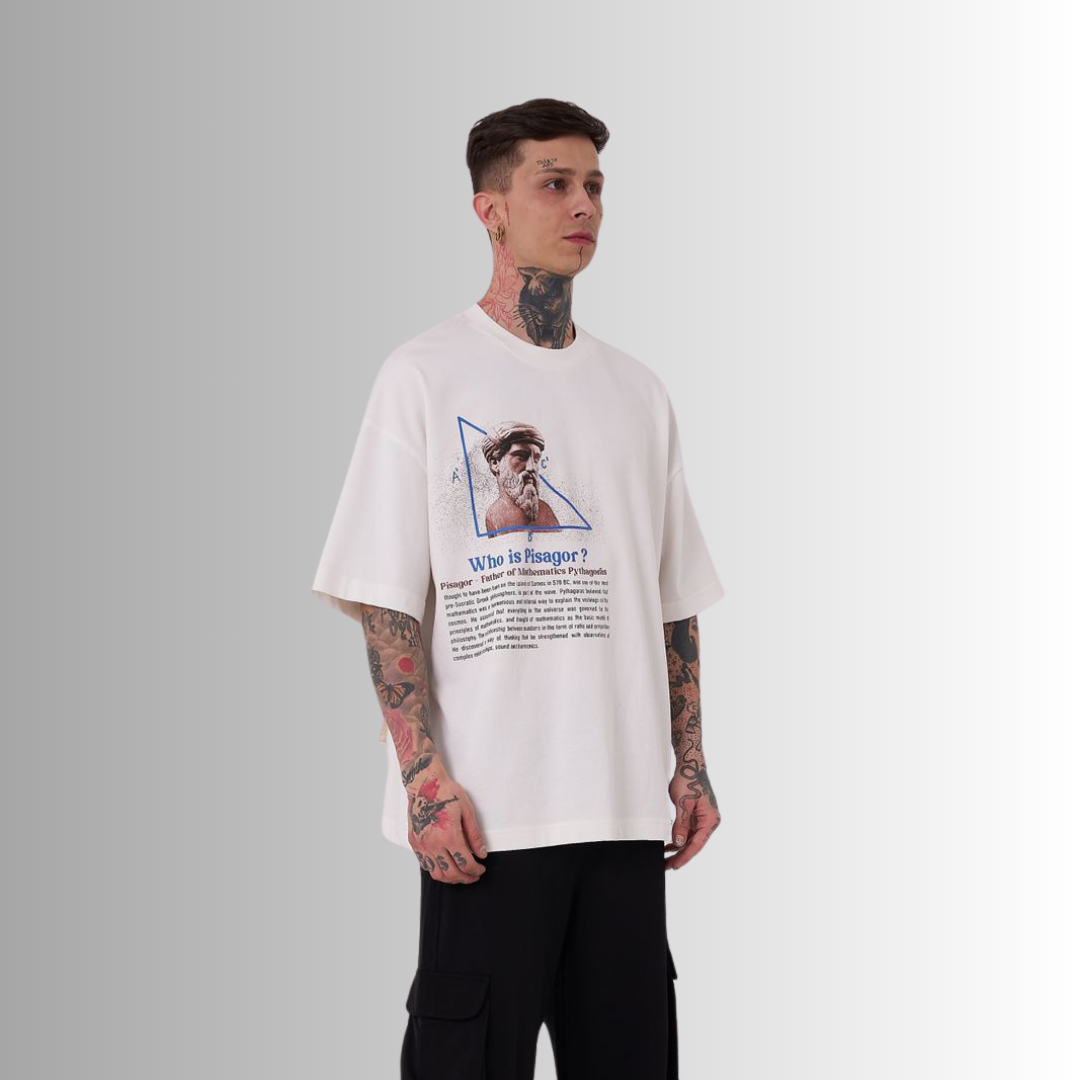 PISAGOR PATCHED and PRINTED WHITE TEE