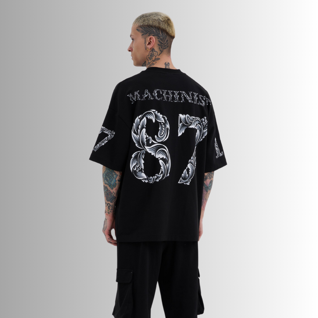 FUTURE 87 PRINTED BLACK TEE